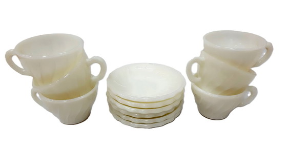 Image 1 of Set van 6 vintage kopjes en schotels van Chinees porselein