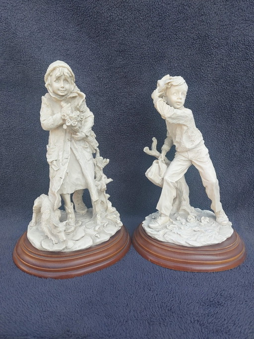 Pareja A. Armani firmó – beeldhouwkunst, Wood, Other