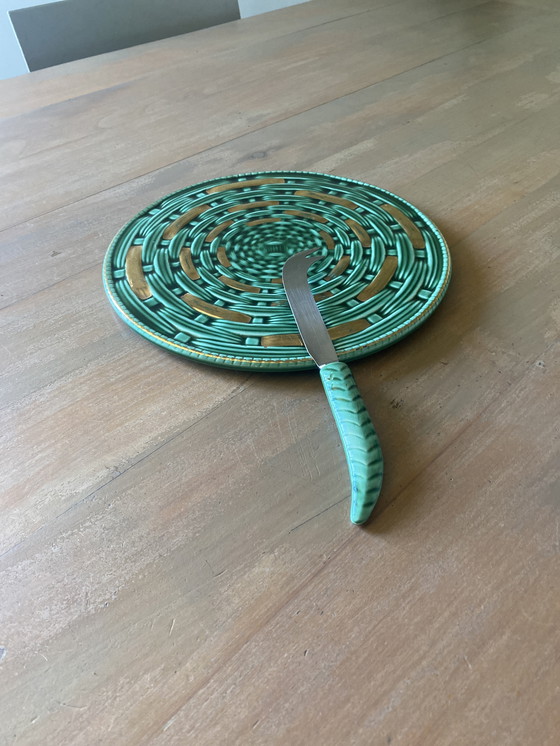 Image 1 of Plat et son couteau barbotine Sarreguemines