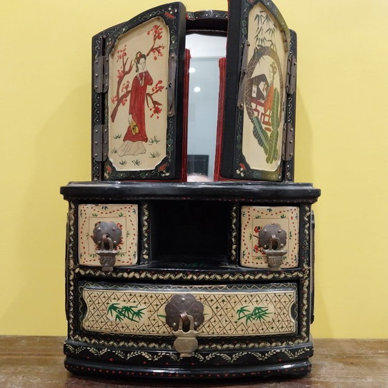 Image 1 of Oriental Jewelry Box of High Quality Wood - Unique Handcrafted Masterpiece, Hand Painted with Drawers, Built-in Mirror Julklapp,
