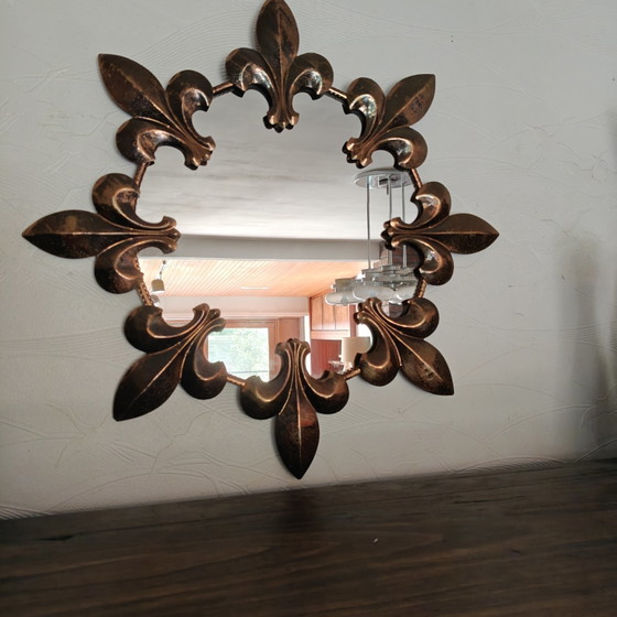 Image 1 of Vintage Fleur-de-Lis Wall Mirror – Copper Bronze Patina – 47 cm
