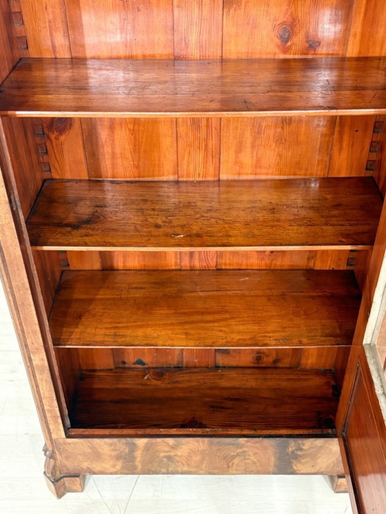 Image 1 of Prachtige Louis Philippe vitrinekast, servieskast, woonkamerkast, circa 1880.