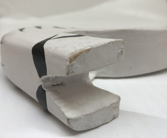 Image 1 of Gatto reclinabile in legno dipinto a mano da Laurel Burch