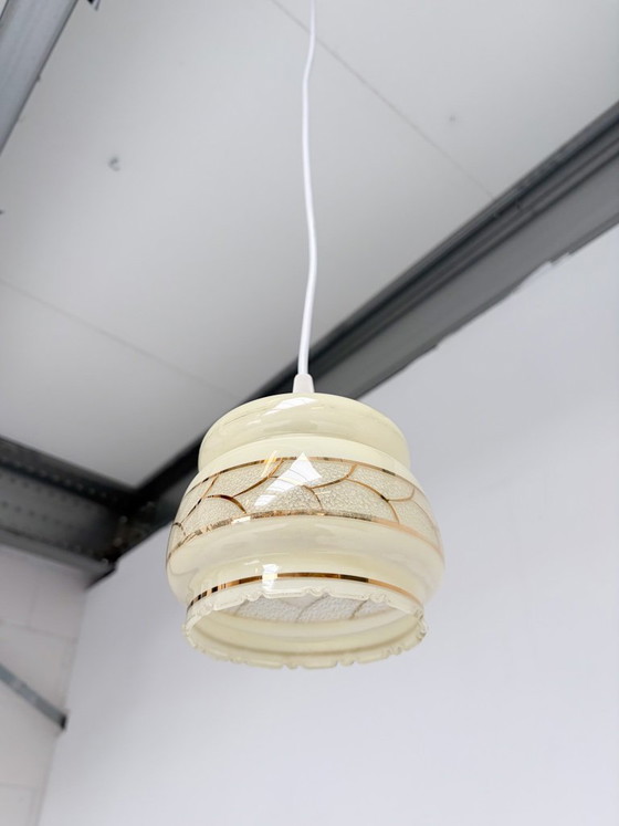 Beige with gold-colored vintage ceiling lamp, 1960s – Pendant lamps, Glass, Plastic (photo 5 of 8)