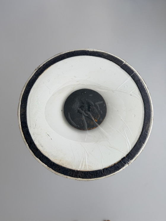 Image 1 of Arkana Tulip Maurice Burke - Mesa de comedor