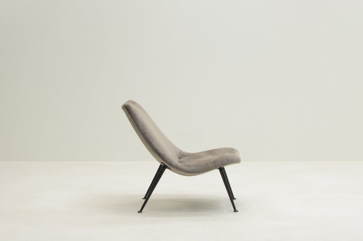 Stoel model 122 van Theo Ruth voor Artifort, jaren 1950, Nederland.