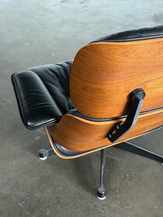 Image 1 of Vitra Eames Lounge Chair | 1960 | Palisander