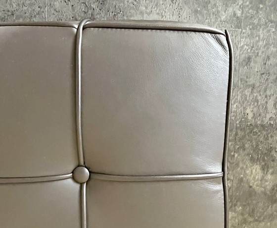 Image 1 of PENINSULA gestoffeerde bank van Lambert/D, leer Mocca 140x42