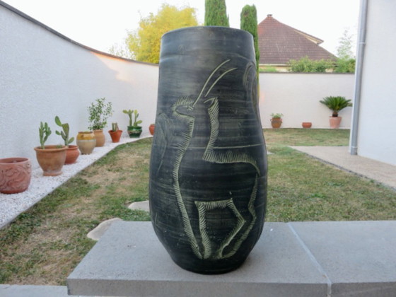 Image 1 of Important ceramic vase by Francisco Figueras, Catalonia, Spain