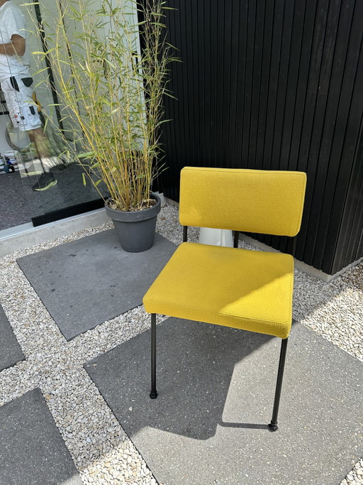 2 sedie da pranzo Monday senza braccioli - struttura nera
Tessuto Kvadrat - Hallingdal 65 - 457