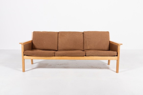 Image 1 of Mid-Century Hans Wegner bankmodel GE55 van Getama