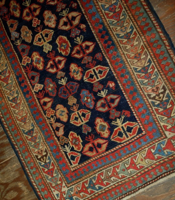 Image 1 of Alfombra armenia antigua Gandzak hecha a mano, 106 cm x 222 cm (3,5' x 7,3'), década de 1880 - 1B519