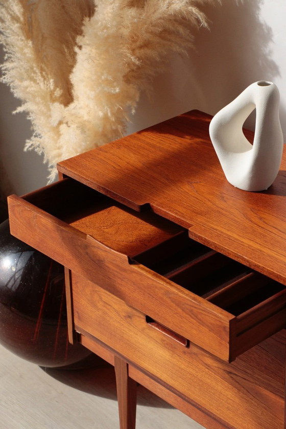 Image 1 of Nathan Teak-Sideboard (1960er Jahre) – Restauriertes englisches Design