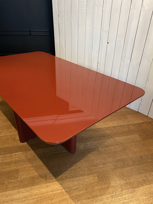 Gelakte tafel Gabrielle Paris