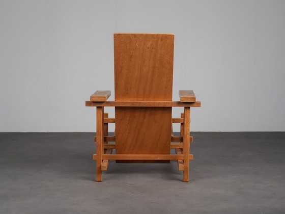 Fauteuil lounge moderniste dans le style de Gerrit Rietveld, Pays-Bas, années 1980 – Wood (photo 4 of 10)