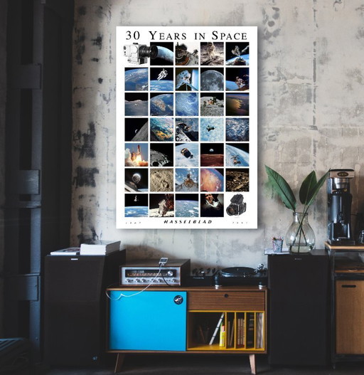 Hasselblad '30 ans dans l'espace' 1962-1992 NASA - Poster 70 x 100 cm