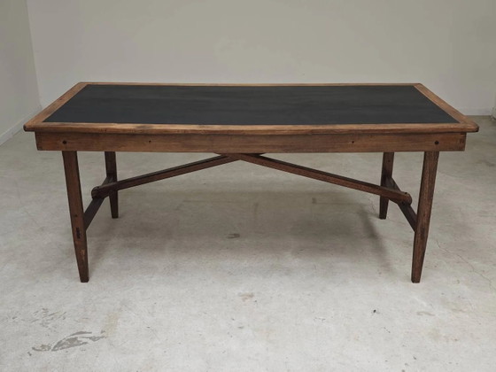 Tavolo pieghevole da officina vintage in rovere con piano nero patinato a mano. – Tavoli da pranzo (photo 21 of 37)