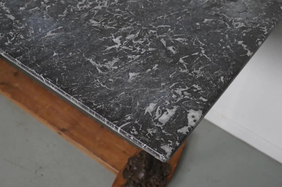 Image 1 of Franse marmeren en gietijzeren console- of bijzettafel, 19e eeuw