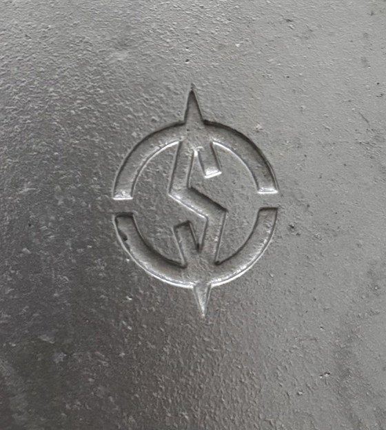 Image 1 of Zwei modernistische Vasen, Design der 1970er-1980er Jahre