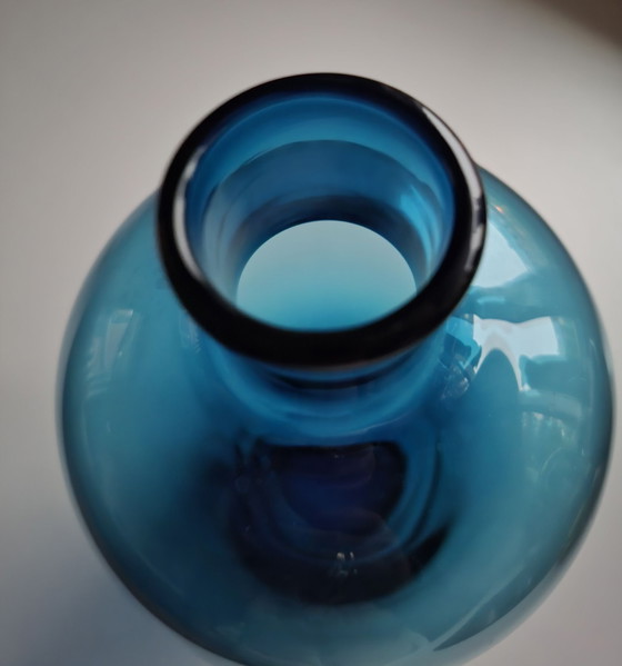 Vaso a bottiglia di design soffiato a mano - blu petrolio (28cm), Vasi, Vetro (foto 3 di 5)