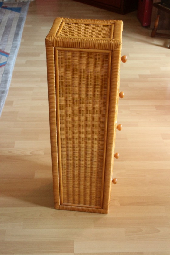 Image 1 of Mobiletto/mensola/credenza di piccole dimensioni realizzato in bambù e legno di rattan.