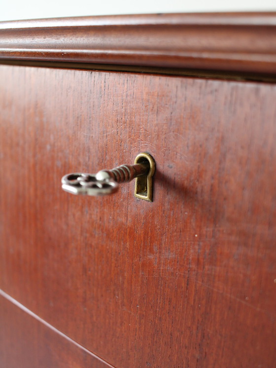 Image 1 of Vintage Deense ladekast in teak