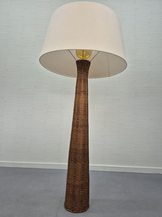 Vintage Staande Lamp Rotan. Vloerlamp Riet. – Vloerlampen, Wicker, Textile (photo 3 of 15)
