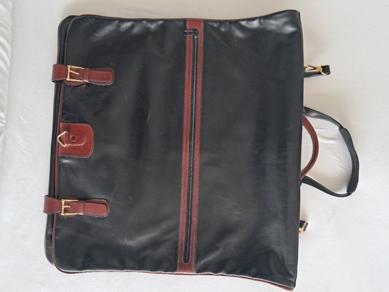 Leather luggage – Gifts (photo 6 of 9)