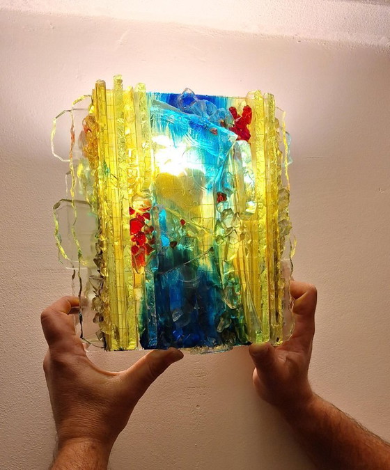 Image 1 of Seltene Wandlampe „Chartres“ – Willem van Oyen – Buntglaskunstwerk