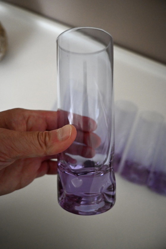 Image 1 of 6 bicchieri da long drink in alessandrite o neodimio soffiati a mano da Sergio Asti per Arnolfo di Cambio