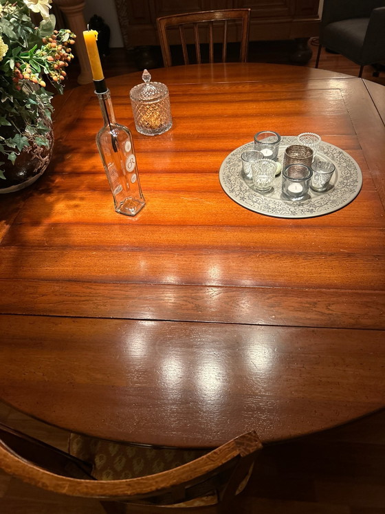 Klassischer Tisch, Esstische, Holz, Braun (Foto 7 von 7)