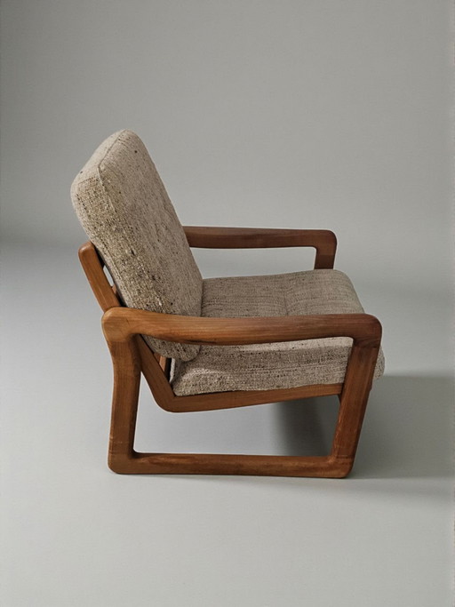 Poltrona lounge in teak di metà secolo, Holstebro Møbelfabrik, prodotta in Danimarca negli anni '70.