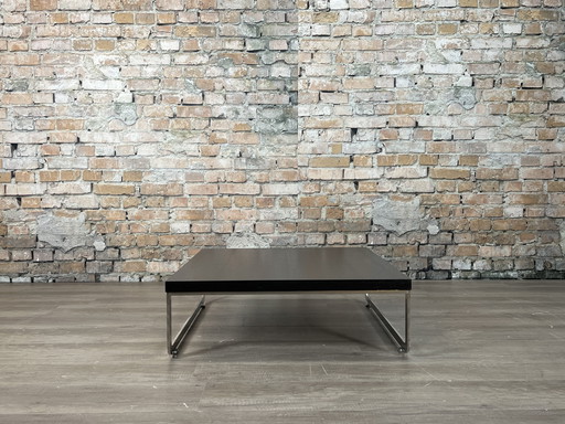 Artifort Mare Table