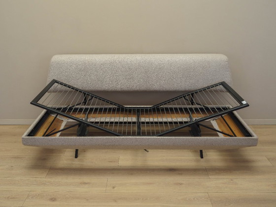 Image 1 of Canapé-lit, design italien, années 1970, fabrication : Italie