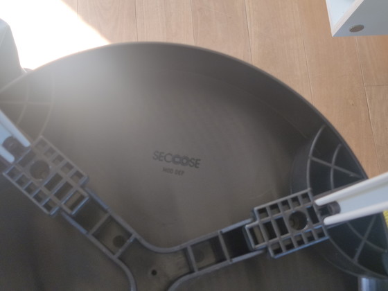 Image 1 of Seccose bar stool