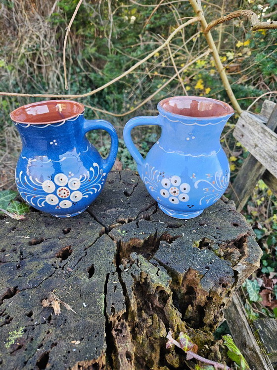 Image 1 of Ensemble de 2 pichets en céramique peints à la main, style vintage du milieu du siècle, provenant d'Autriche