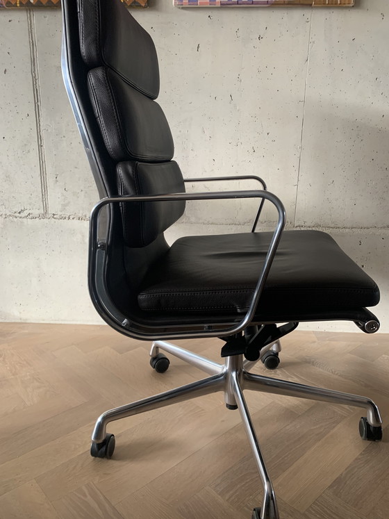 Image 1 of Eames Bürostuhl EA219 Premium-Leder Schokolade