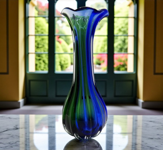 Image 1 of Murano - Kunstvolle Vase - Grün und blau, gerippt, elegantes Design