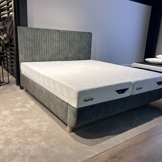 Image 1 of TEMPUR Arc bed - 180x200