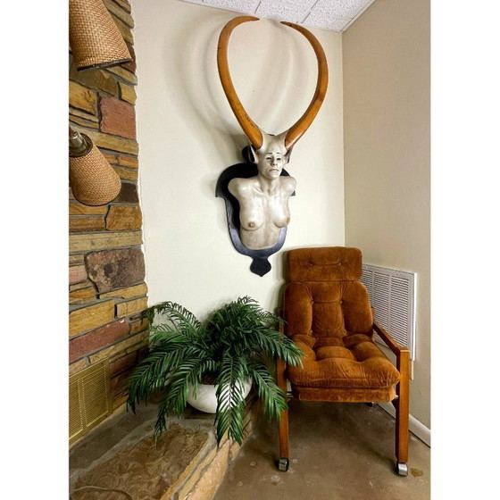 Image 1 of Daniel Painter Fantasia Creatura cornuta Busto femminile Scultura da parete