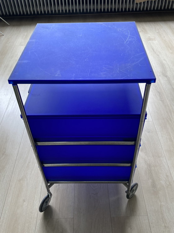 Image 1 of Kartell Mobil 3 cabinet, color cobalt blue