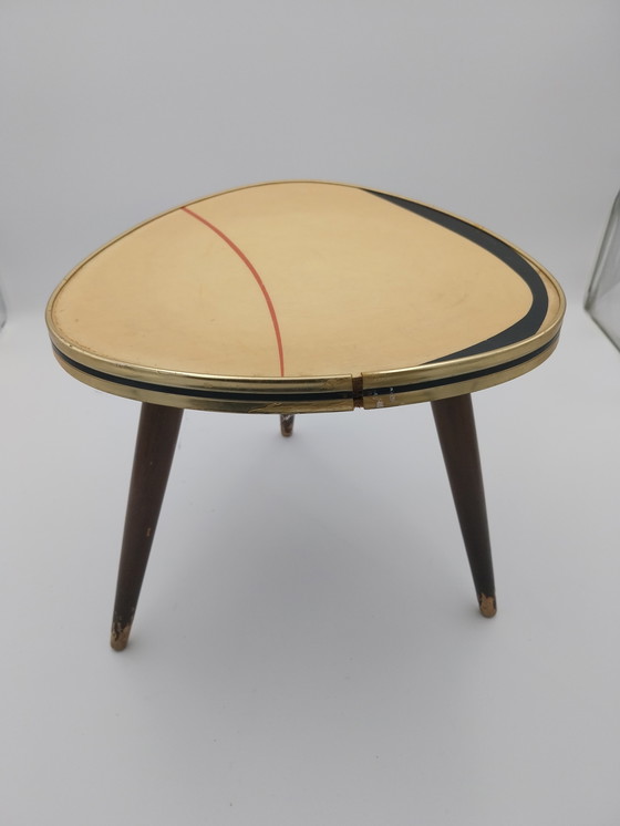 Image 1 of 1 x 1950's plant table 3 leg with formica top