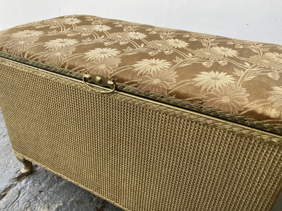 Image 1 of Boîte à couvertures / Ottoman Lloyd Loom vintage des années 1950