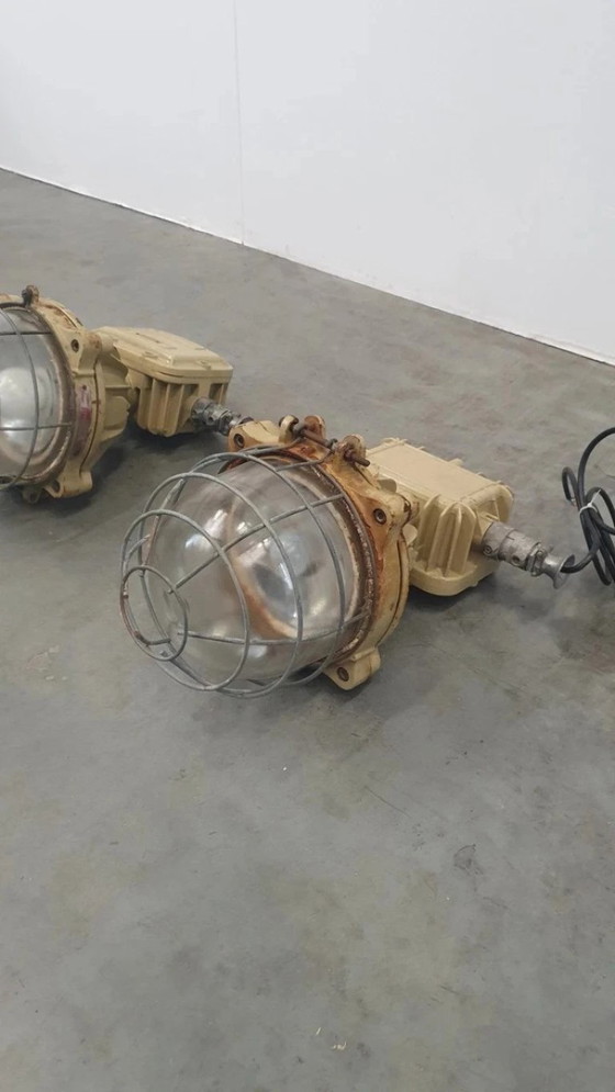 Image 1 of 2 lampes industrielles XL style cage, lampe d'usine, lampe de bunker, style vintage rétro