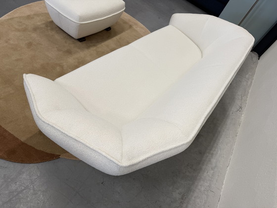 Image 1 of Canapé 3 places Pode Colla avec pouf en tissu Amelia