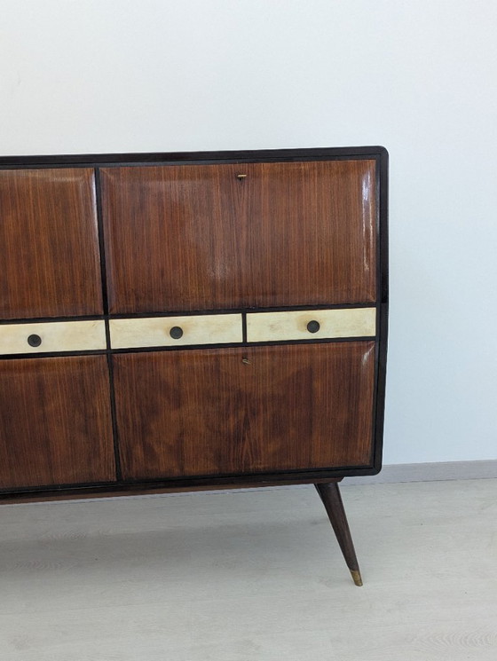Image 1 of Buffet - Cristal, laiton, palissandre, parchemin - années 1950