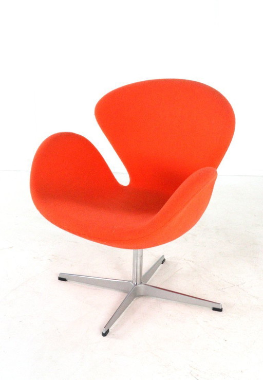 Imitatie Swan chair Arne Jacobsen vintage