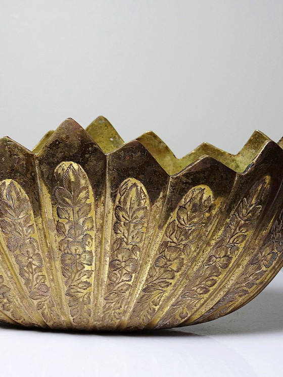 Antique Indian planter in engraved brass, circa 1920-1940 – Artisanat, Decorative Objects (photo 6 of 13)