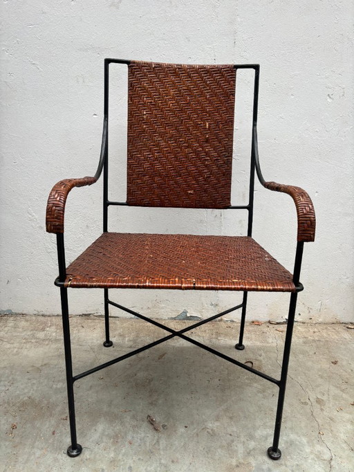 Vintage-Stuhl aus geflochtenem Rattan und Metall – Mid-Century-Stil