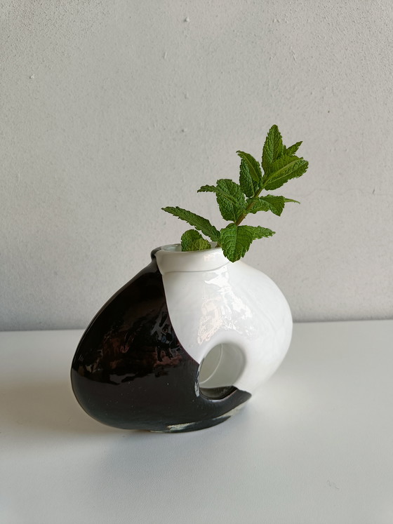 Image 1 of Sculptural Murano Style Glass Vase Black & White, Attributed to Seguso, Italy 1970s–80s